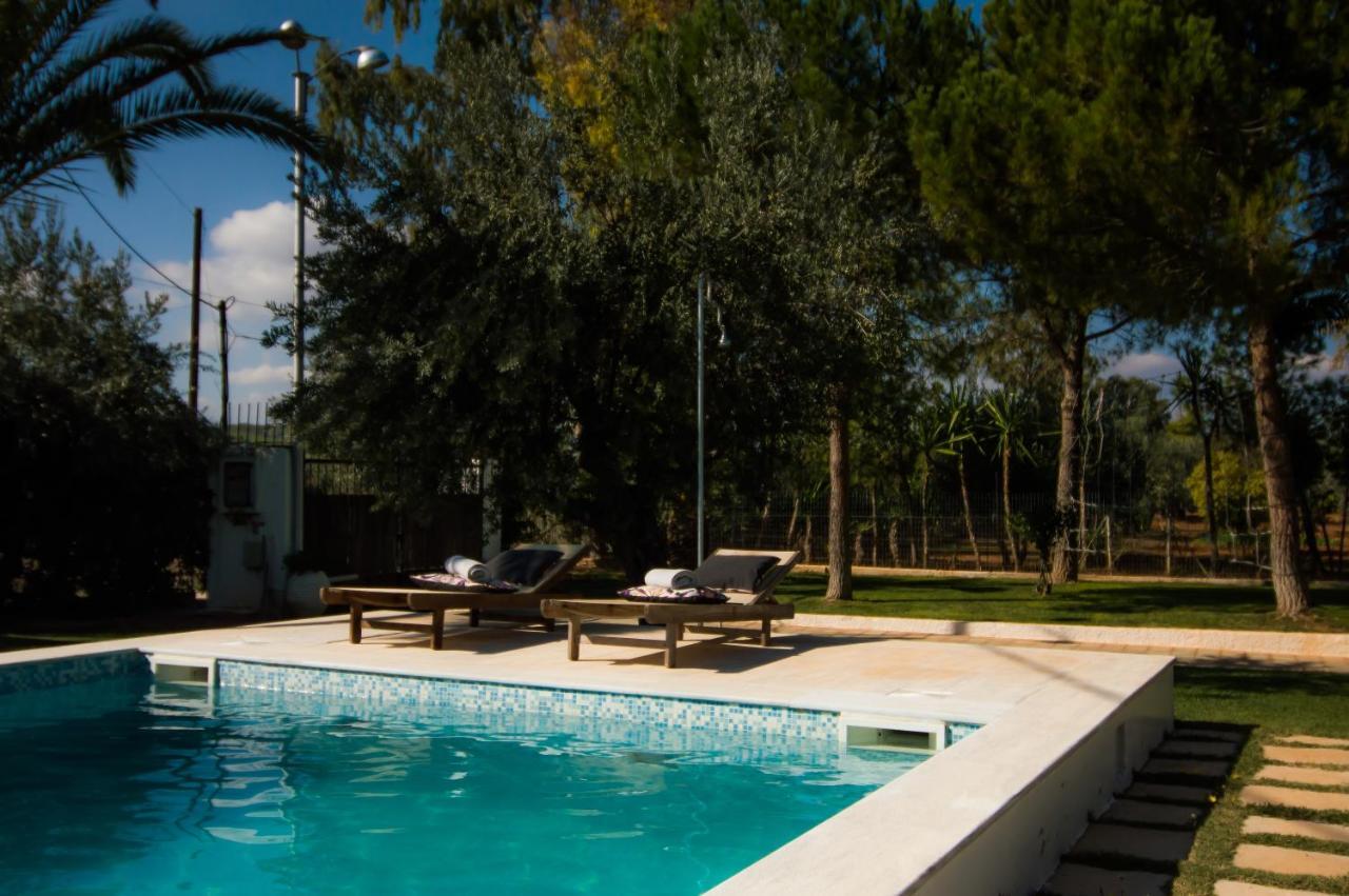 Country Villa Peloponnese With Tennis Court And Pool Zevgolateíon Dış mekan fotoğraf